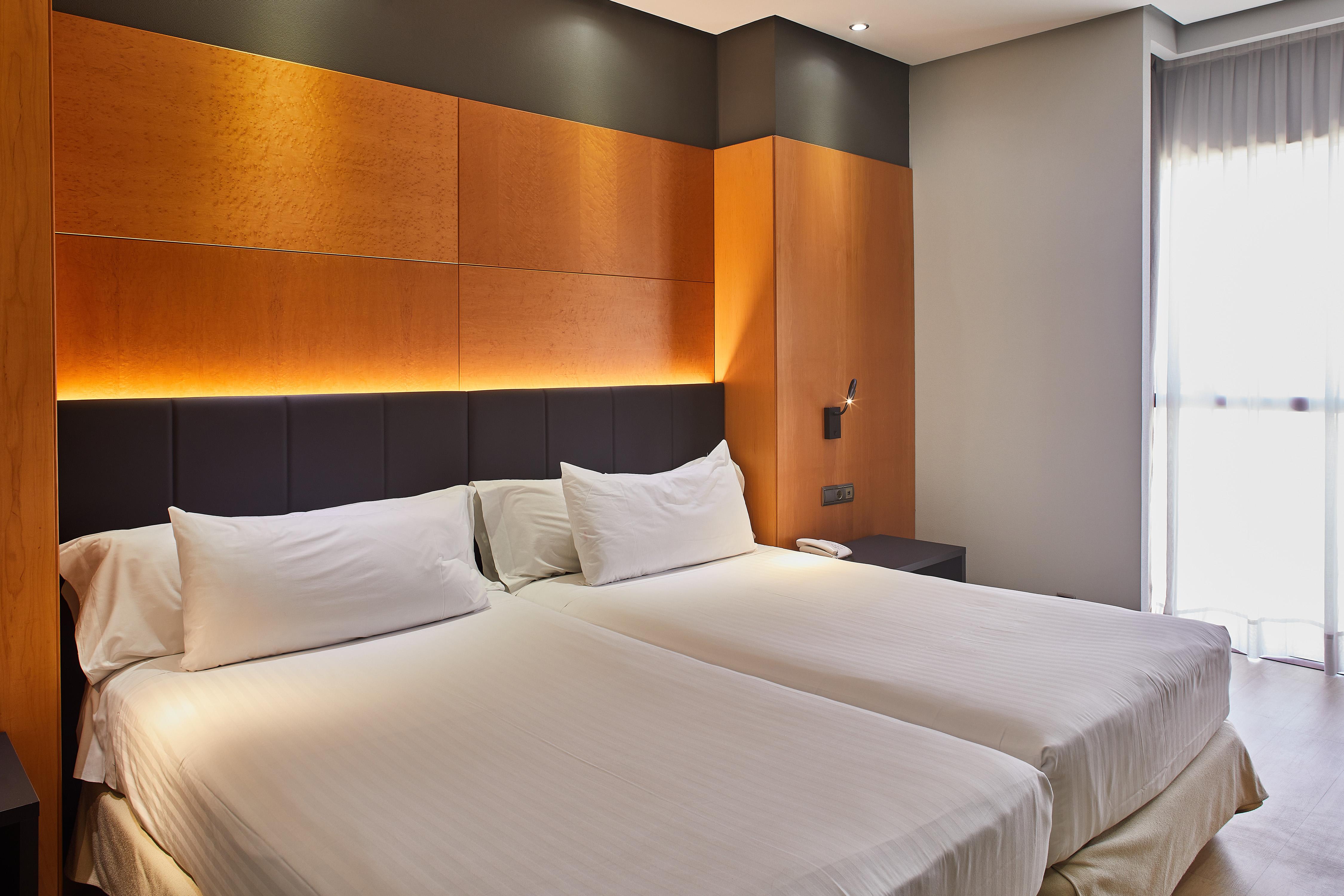 Silken Puerta Madrid Hotel Ngoại thất bức ảnh