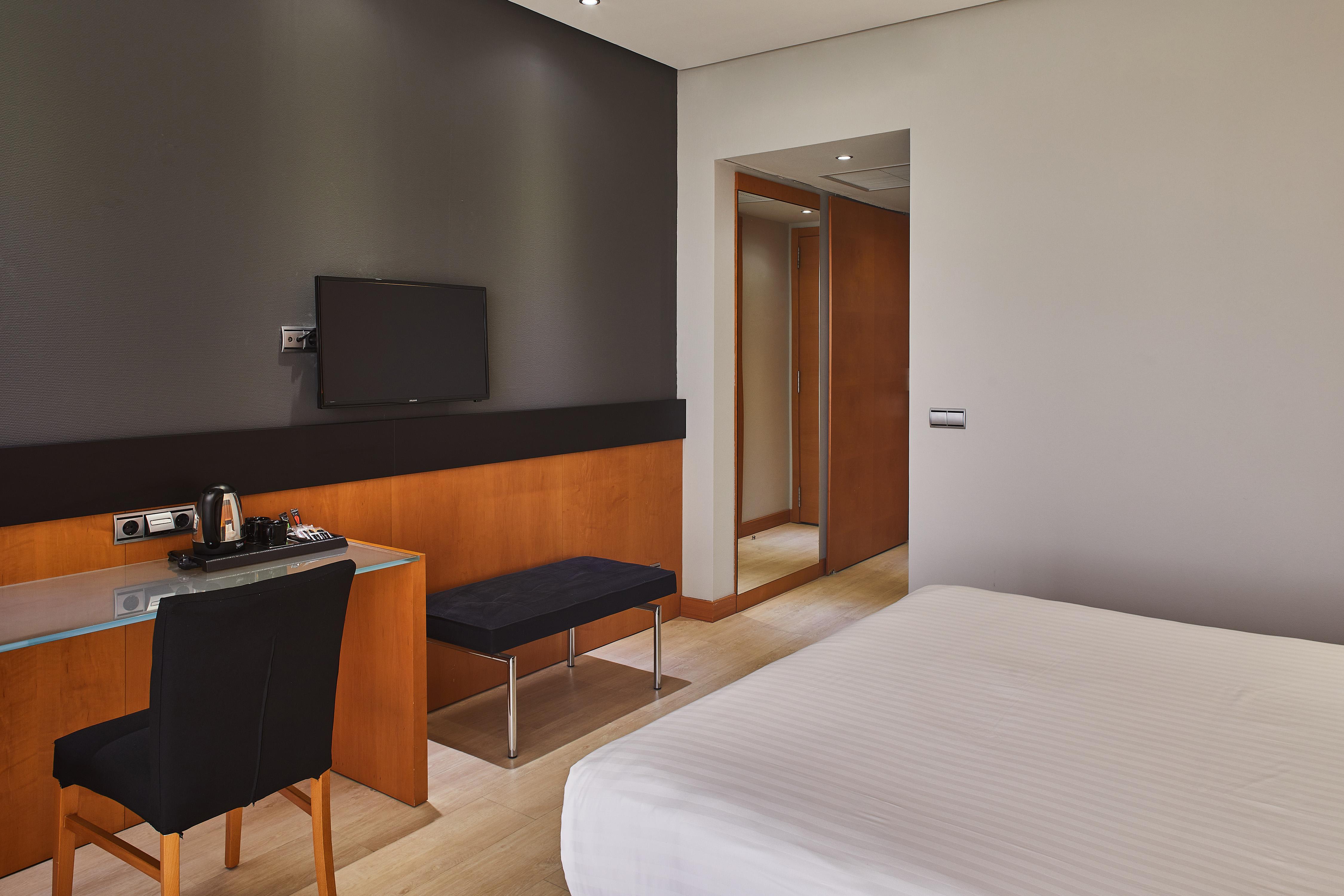 Silken Puerta Madrid Hotel Ngoại thất bức ảnh