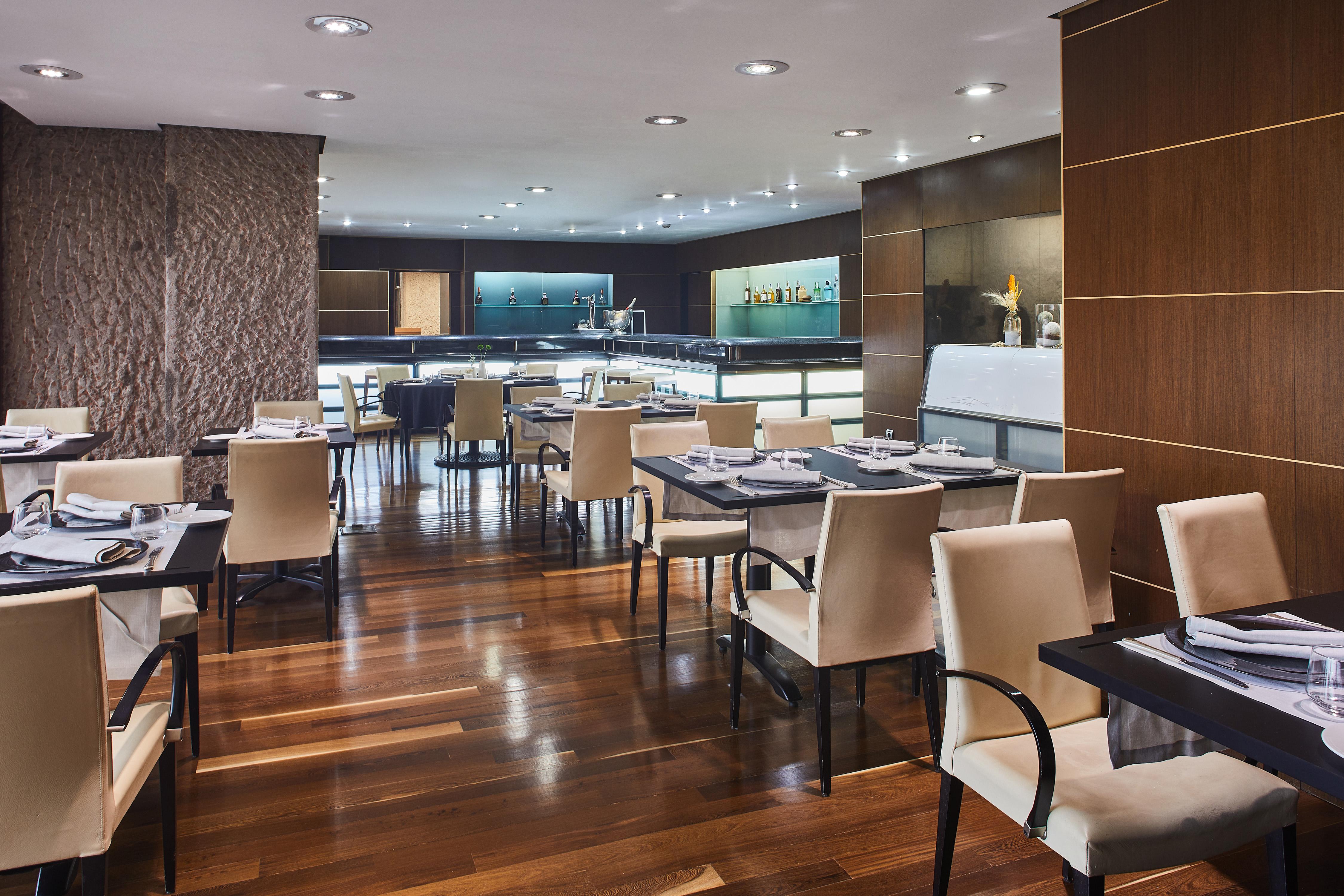 Silken Puerta Madrid Hotel Ngoại thất bức ảnh