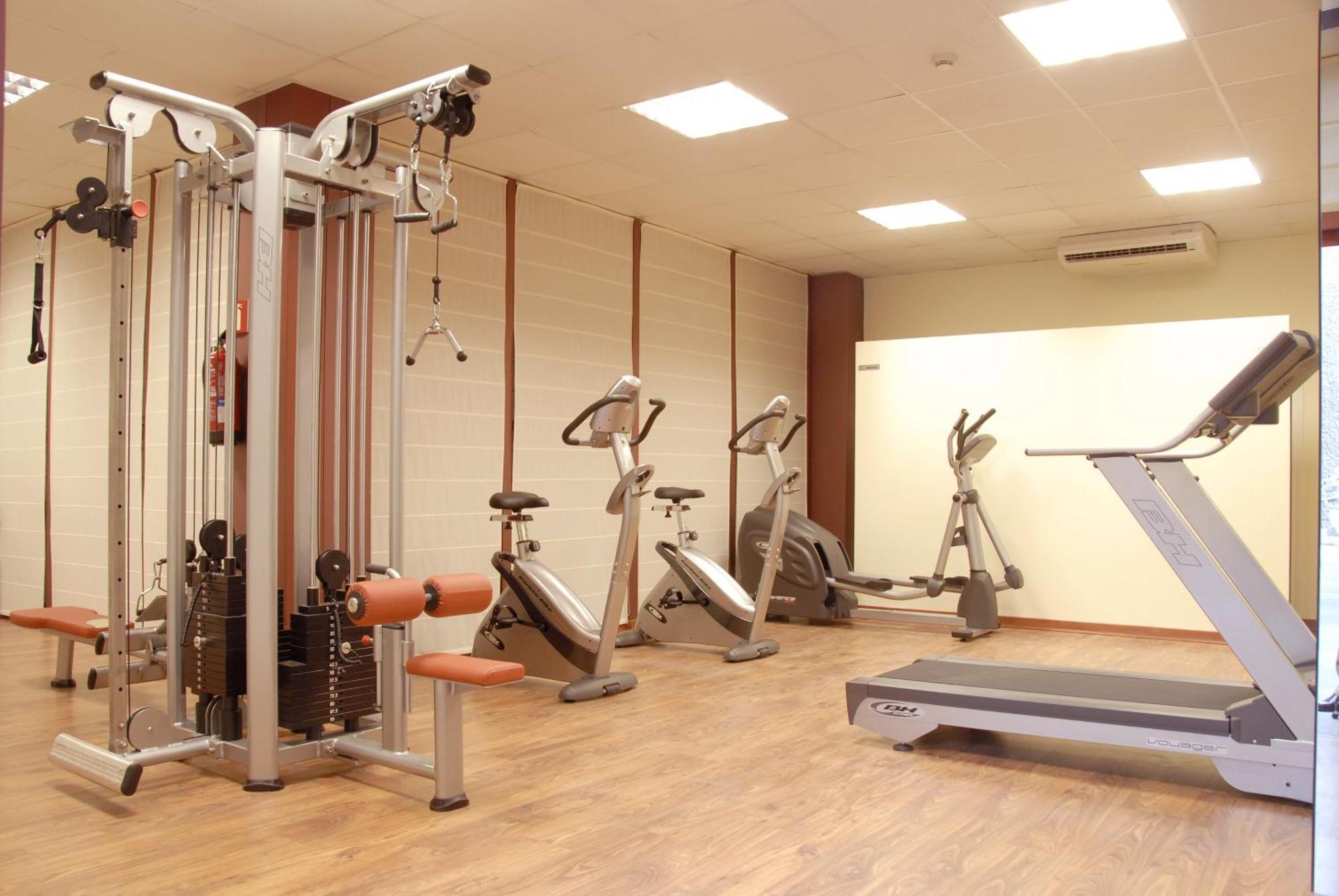 Silken Puerta Madrid Hotel Ngoại thất bức ảnh